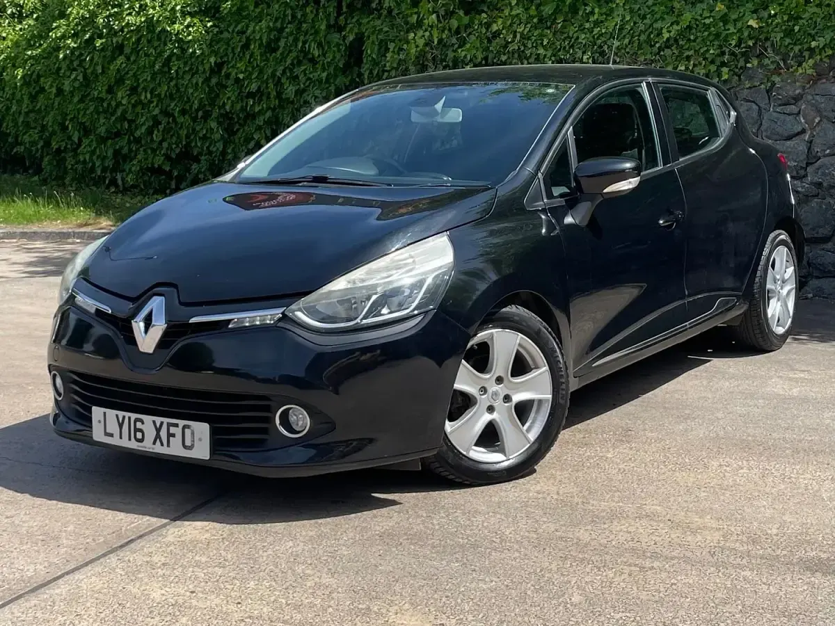 Used Renault Clio Dynamique 2016 Black Hatchback