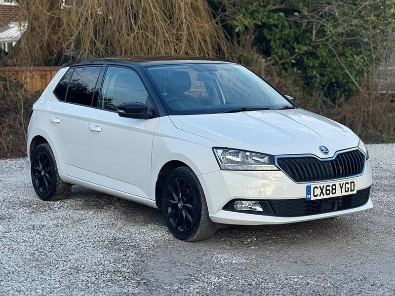 Used Skoda Fabia Colour Edition 75 HP (55 kW) 2018 White Hatchback