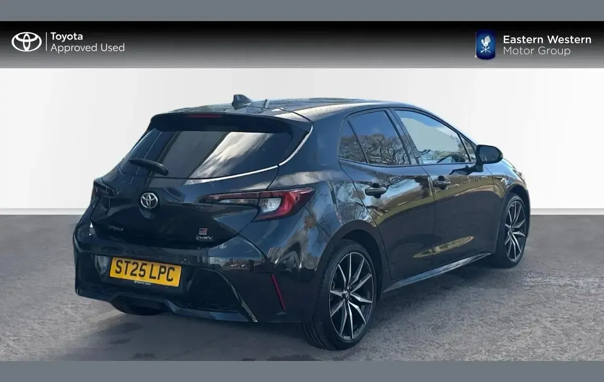 Usado Toyota Corolla Sport 176 CV (129 kW) 2025 Negro Utilitario