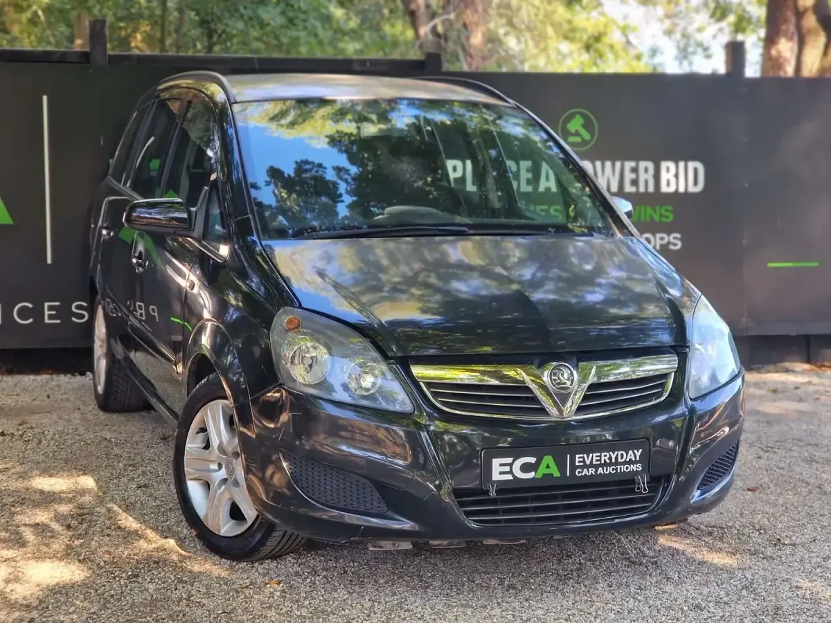 Used Vauxhall Zafira 105 HP (77 kW) 2009 Black MPV