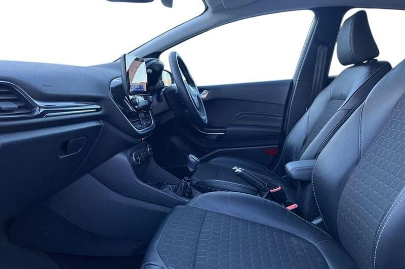 Used Ford Fiesta Titanium X 125 HP (91 kW) 2021 White Hatchback