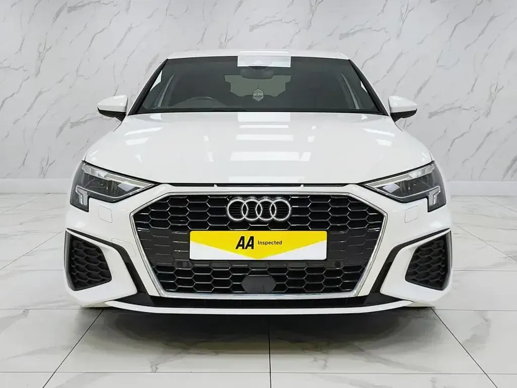 Used Audi A3 S-Line 150 HP (110 kW) 2022 White Sedan