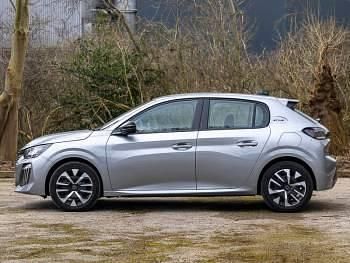 Usado Peugeot 208 Style 101 HP (74 kW) 2025 Cinzento Citadino