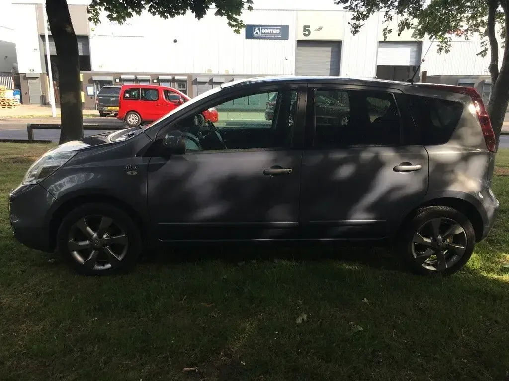 Used Nissan Note N-TEC 2011 Grey Hatchback
