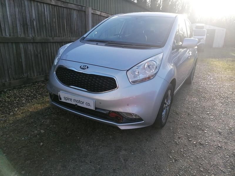 Used Kia Venga 123 HP (90 kW) 2015 Silver Hatchback