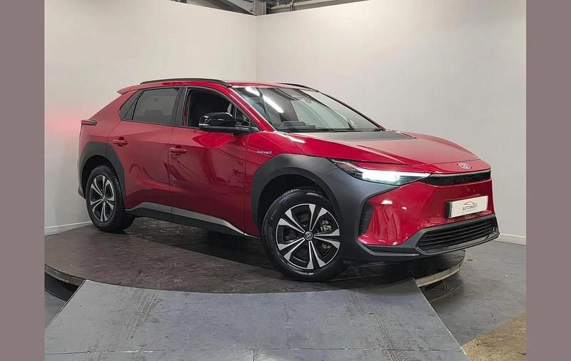 Used Toyota bZ4X 150 kW (204 HP) 2024 Red SUV