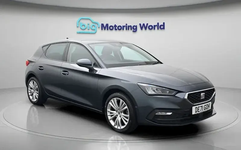 Used Seat Leon SE Dynamic 110 HP (80 kW) 2023 Hatchback