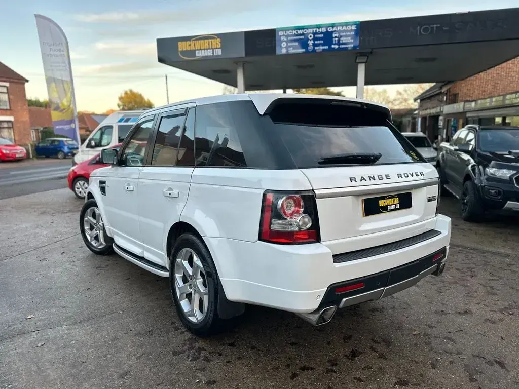 Used Land Rover Range Rover Sport Black Edition 255 HP (187 kW) 2013 White SUV