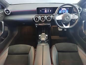 Used Mercedes A180 Executive 116 HP (85 kW) 2019 White Hatchback