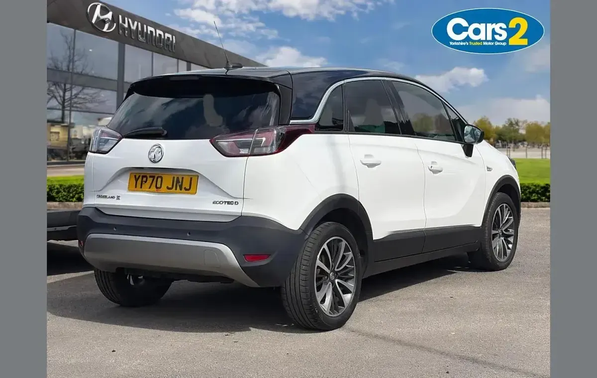 Used Vauxhall Crossland X Elite 102 HP (75 kW) 2019 White SUV