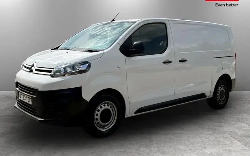 Used Citroën Dispatch 102 HP (75 kW) 2023 White MPV