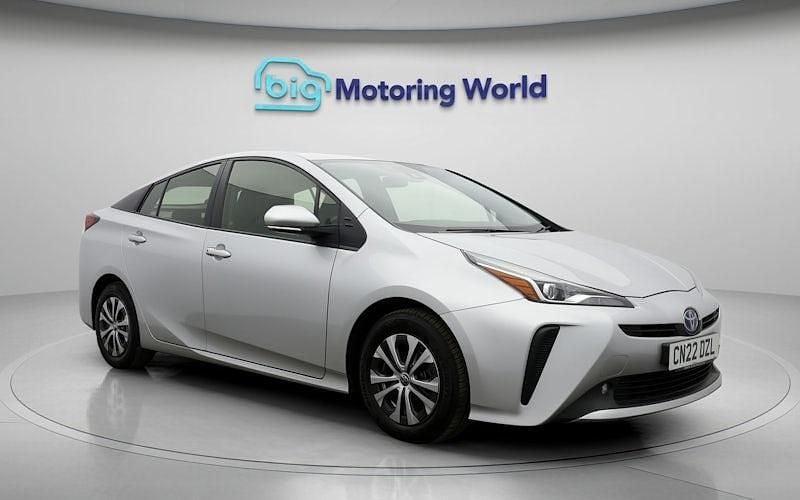 Used 2021 Toyota Prius Active Hatchback | £16,700 (Good price) - Image 1/4
