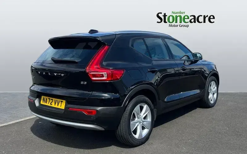 Used Volvo XC40 Core 163 HP (119 kW) 2026 SUV