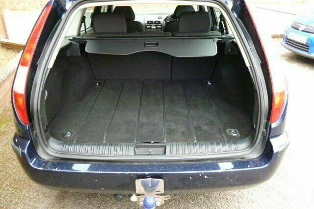 Używany Ford Mondeo 2004 Hatchback