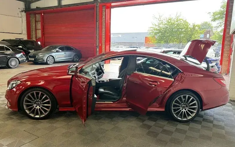 Used Mercedes CLS220 AMG Line Premium 177 HP (130 kW) 2016 Red Coupe