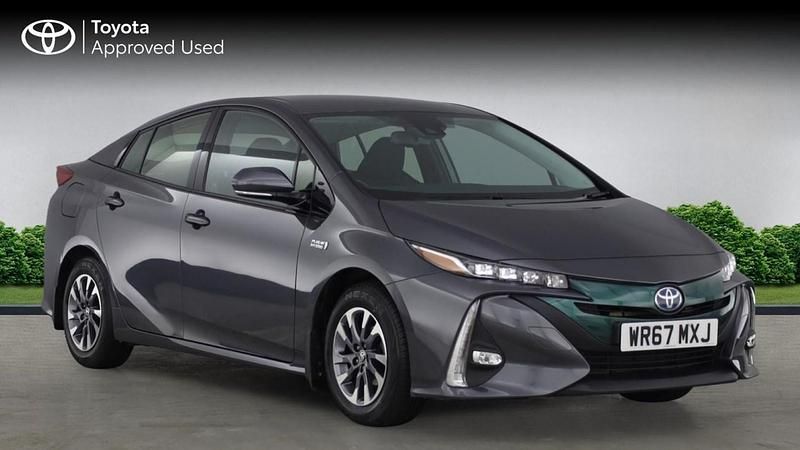 Used Toyota Prius Business Edition 120 HP (88 kW) 2017 Grey Hatchback