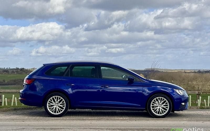 Used Seat Leon SE Dynamic 116 HP (85 kW) 2019 Estate