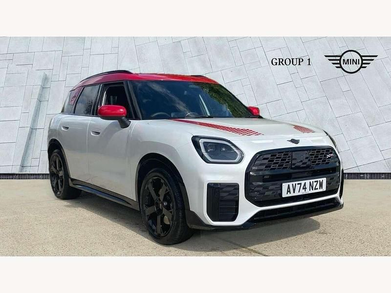 White Used 2024 Mini Countryman Sport SUV | £34,795 (A bit pricey) - Image 1/4