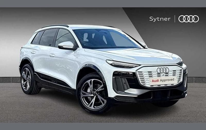 White New 2025 Audi Q6 e-tron S-Line SUV | £57,000 (Super price) - Image 1/4