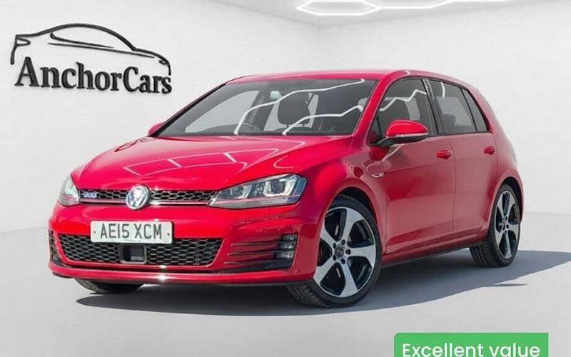 Used VW Golf VII GTI 220 HP (161 kW) 2015 Red Hatchback