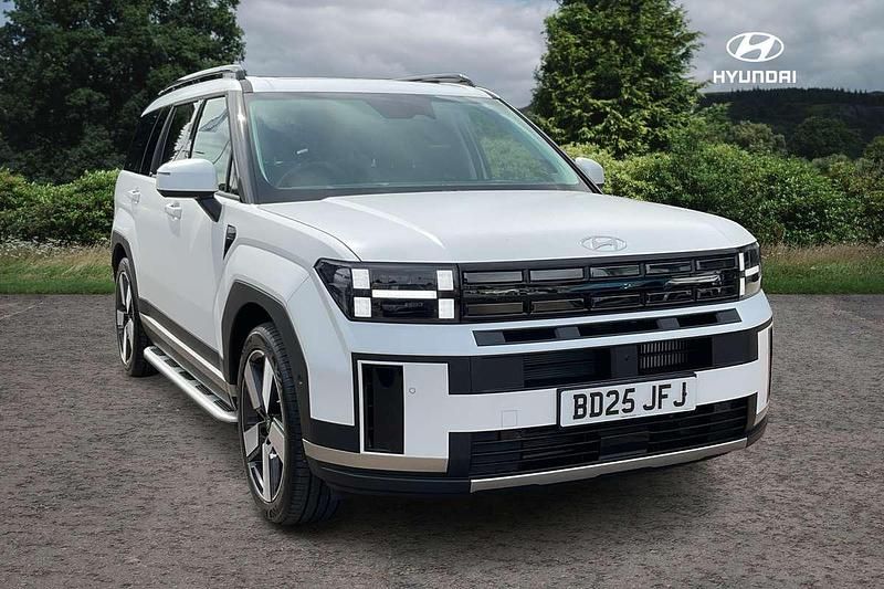 White Used 2025 Hyundai Santa Fe Ultimate SUV | £46,995 - Image 1/4