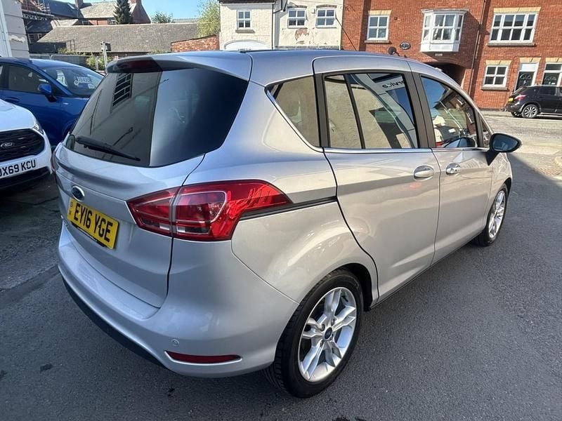 Usado Ford B-MAX Titanium X 105 HP (77 kW) 2016 Prateado Monovolume