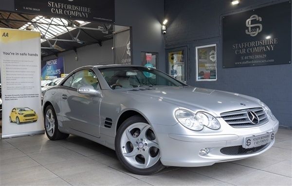 Iridium silver Used 2003 Mercedes SL350 Cabriolet | £10,990 (Expensive) - Image 1/1