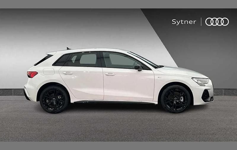 New Audi A3 e-tron Black Edition 200 HP (147 kW) 2026 White Hatchback