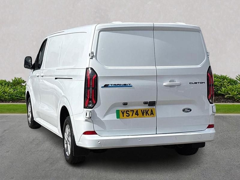 Used Ford E-Transit Limited 100 kW (136 HP) 2024 White Van