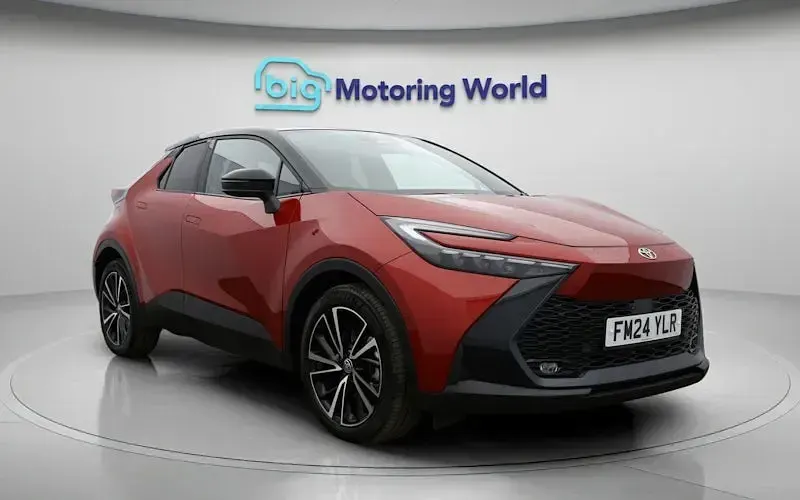 Used Toyota C-HR 223 HP (164 kW) 2026 SUV