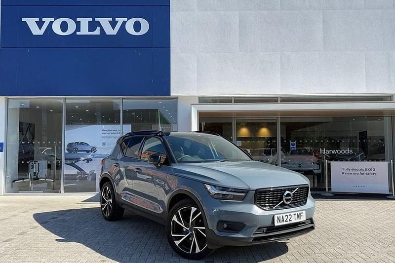 Grey Used 2022 Volvo XC40 R-Design Pro SUV | £24,890 (Fair price) - Image 1/1