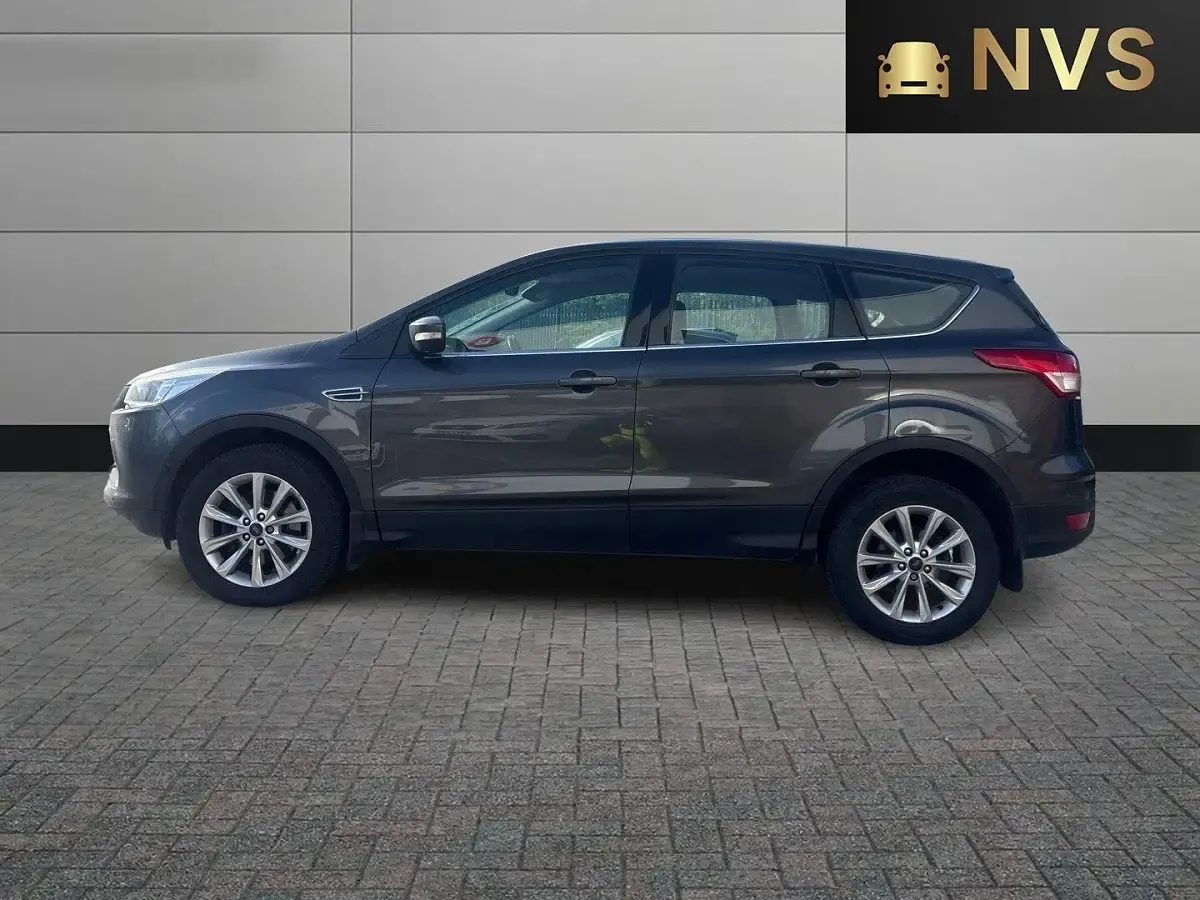 Used Ford Kuga Titanium 179 HP (131 kW) 2015 Grey SUV