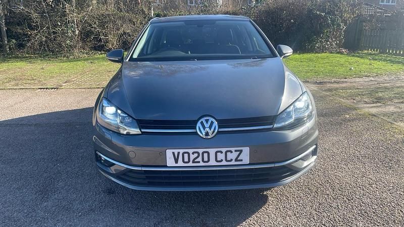 Second-hand VW Golf VII Edition 150 CP (110 kW) 2020 Gri Hatchback