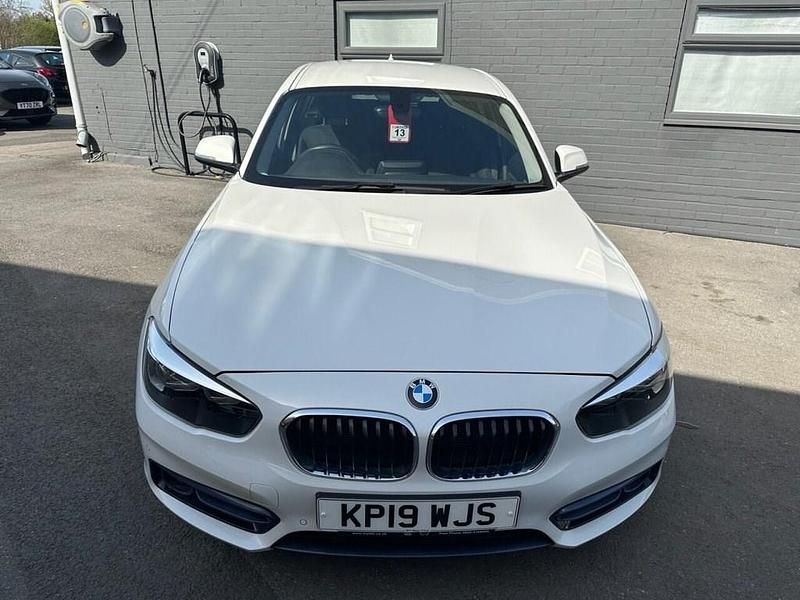 Used BMW 118 Sport Line 2019 White Hatchback