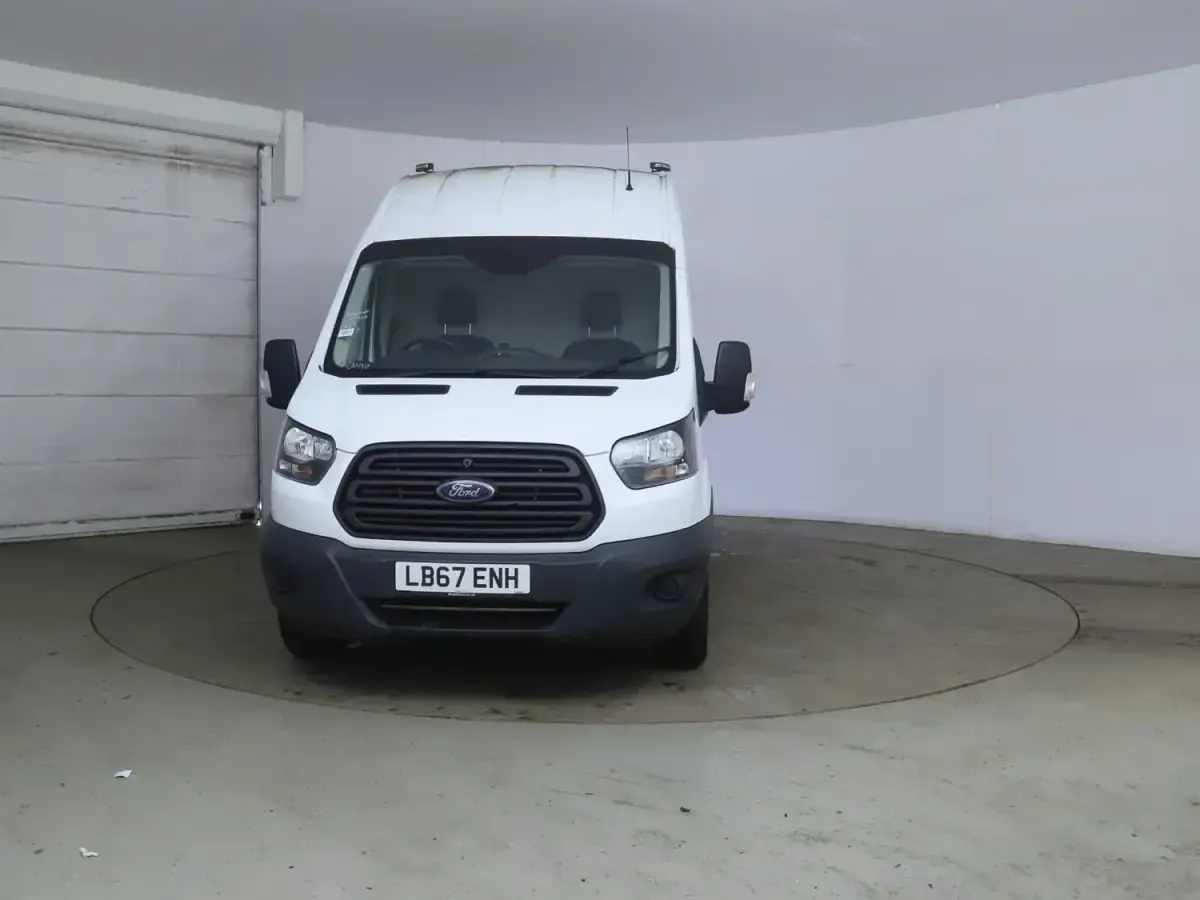 Używany Ford Transit 130 KM (95 kW) 2018 Biały Van