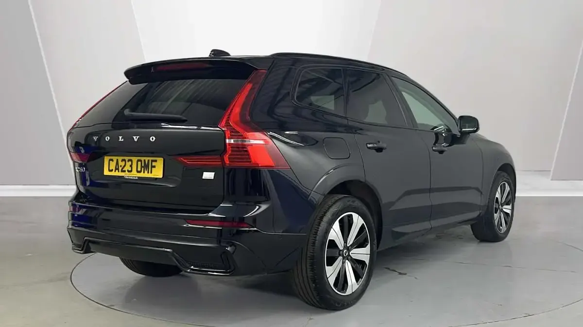 Used Volvo XC60 Plus 249 HP (183 kW) 2023 Black SUV