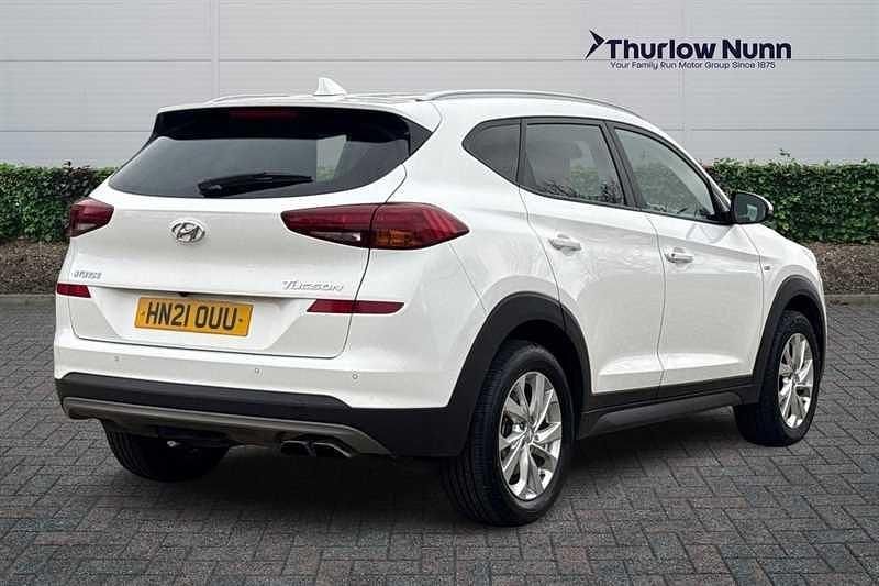 Used Hyundai Tucson SE 136 HP (100 kW) 2021 White SUV