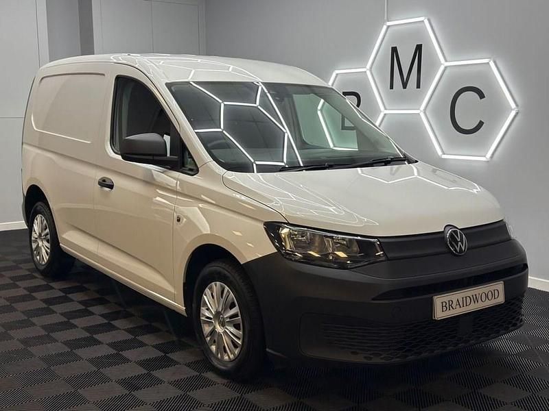 Used VW Caddy 102 HP (75 kW) 2022 White MPV