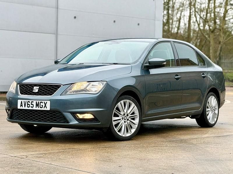 Used Seat Toledo Style 110 HP (80 kW) 2015 Grey Hatchback