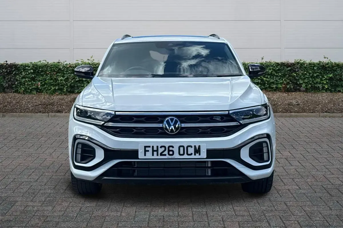 New VW T-Roc Black Edition 150 HP (110 kW) 2026 Pure white SUV