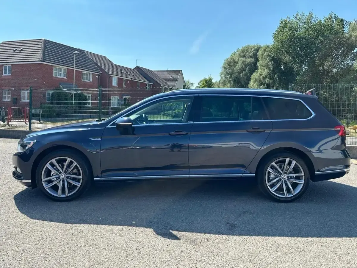 Used VW Passat GT 2016 Blue Estate