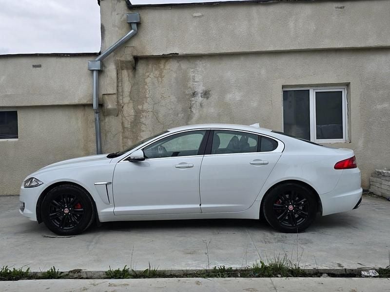 Used Jaguar XF Luxury 2013 White Sedan