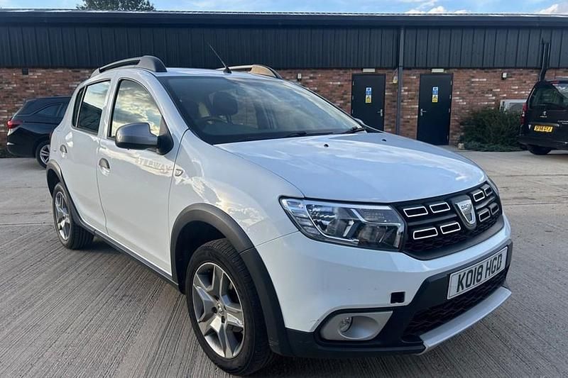 White Used 2018 Dacia Sandero Essentiel Hatchback | £4,795 (Fair price) - Image 1/1