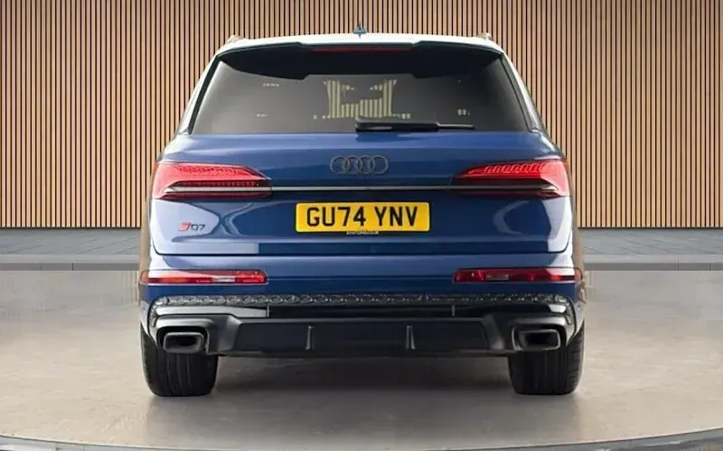 Used Audi Q7 Black Edition 286 HP (210 kW) 2025 Blue SUV