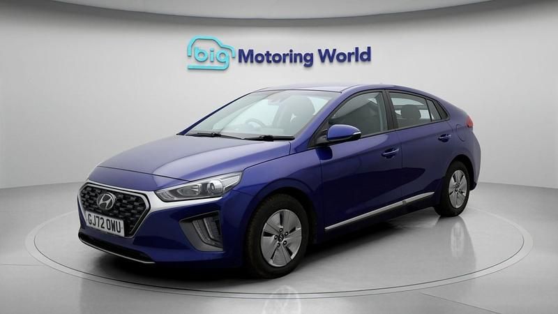 Used Hyundai Ioniq SE 2022 Blue Hatchback