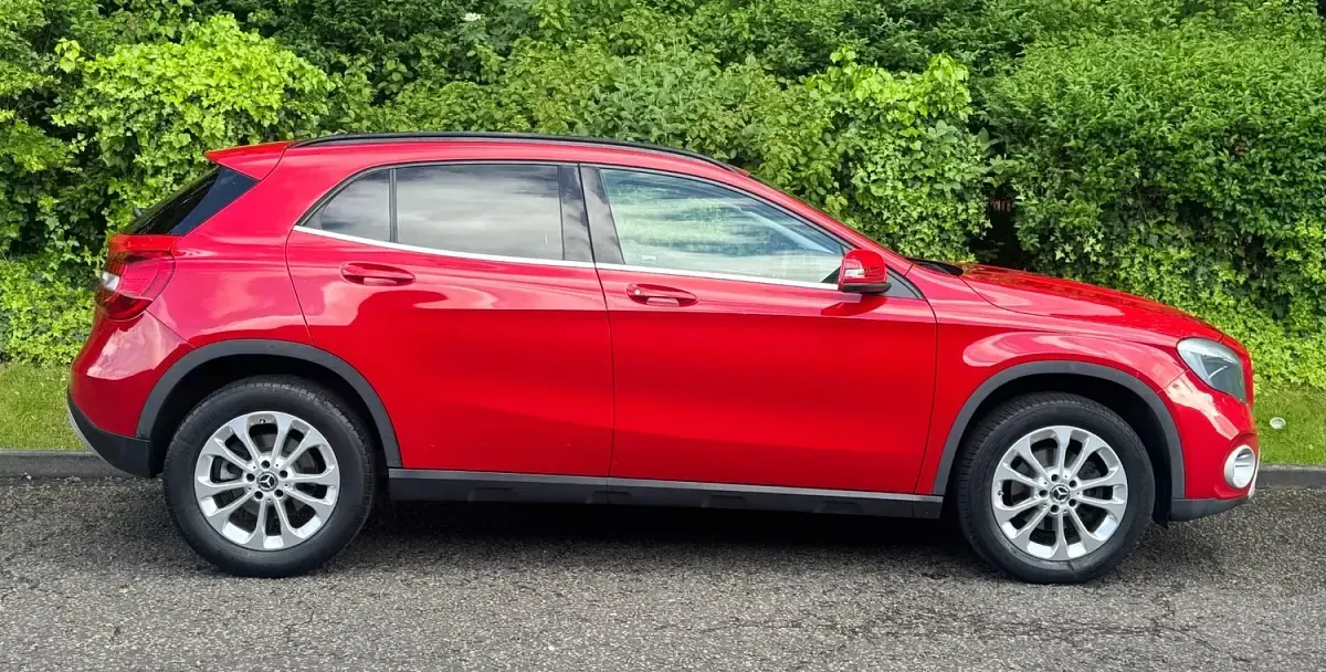 Used Mercedes GLA200 SE 2017 Red SUV