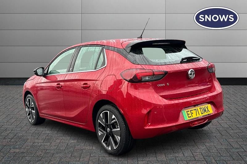 Used Vauxhall Corsa-e Elite 100 kW (136 HP) 2022 Red Hatchback