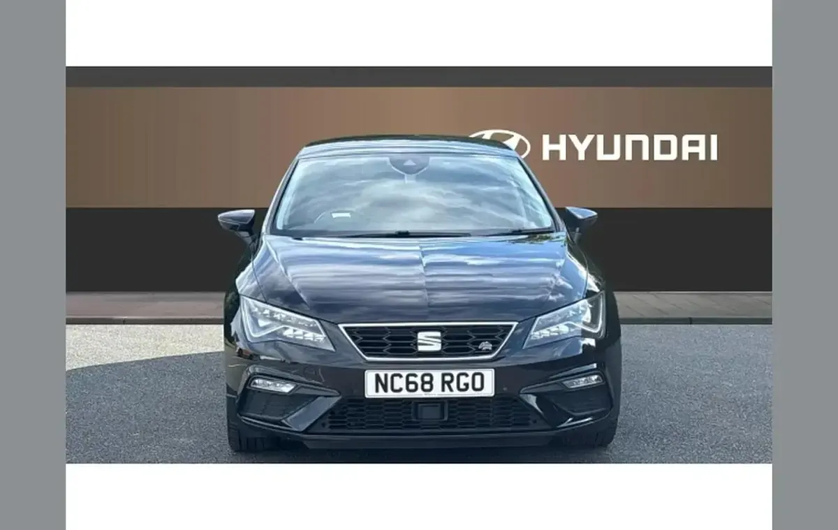 Used Seat Leon FR 128 HP (94 kW) 2019 Black Hatchback