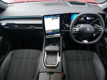 Used Renault Austral Techno 200 HP (147 kW) 2025 Red SUV