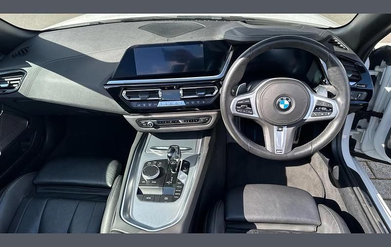 Used BMW Z4 M Sport 254 HP (186 kW) 2019 White Cabriolet
